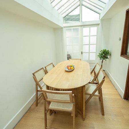 2Bedroom Gem In The Heart Of Kensington London Kültér fotó